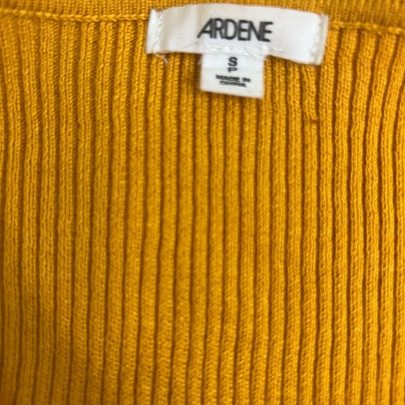 Ardene Mustard Yellow Front Tie Knot Long Sleeve - Size S - Picture 3 of 4